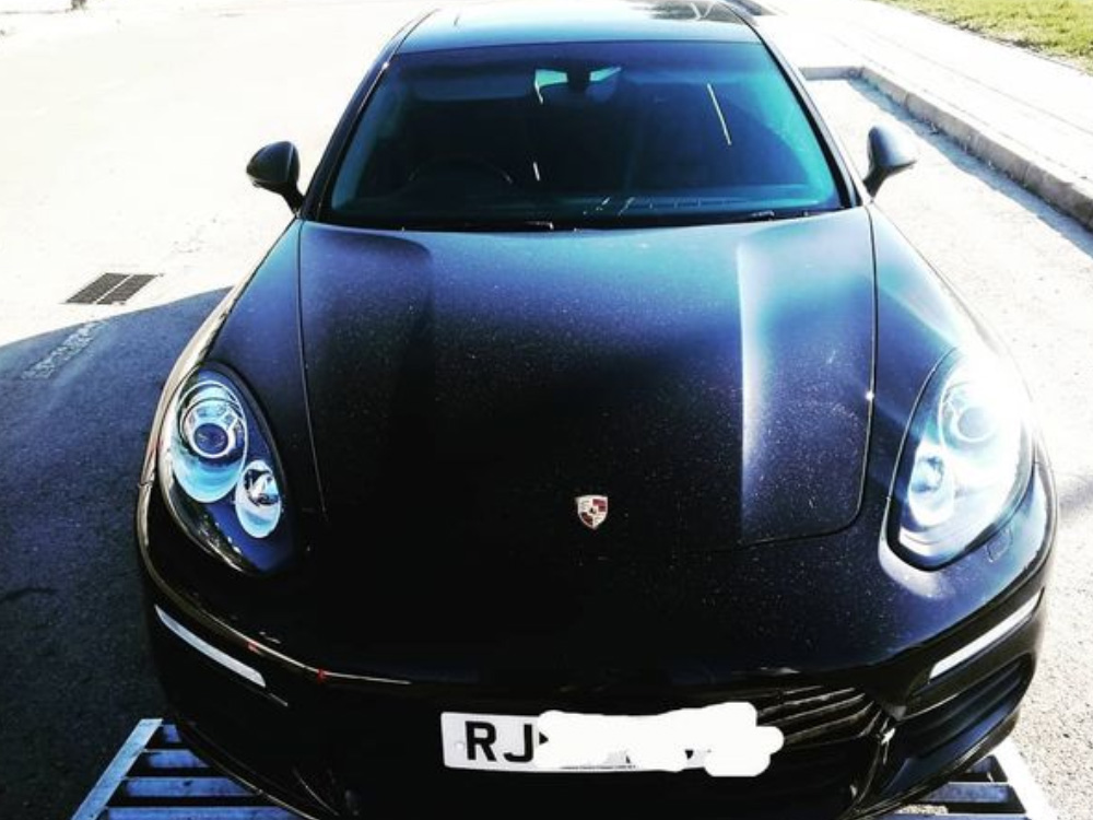 Car transport services uk to malta